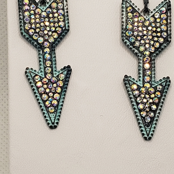 Teal bling arrow earrings - Picture 2 of 2